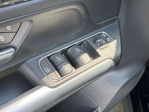 Certified 2025 Mercedes-Benz GLA 250 4MATIC image 29