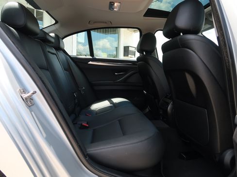 Used 2015 BMW 528i Sedan RWD image 32