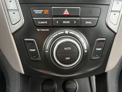 Used 2014 Hyundai Santa Fe Limited w/ Ultimate Package 07 image 28