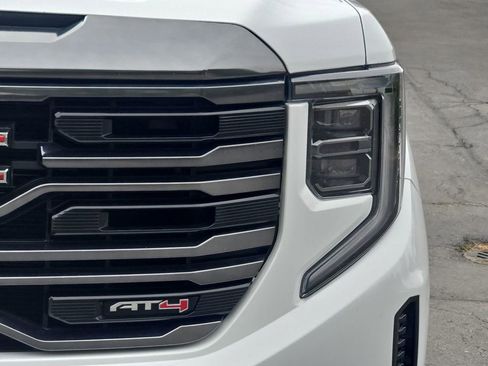Used 2024 GMC Sierra 1500 AT4 AWD/4WD image 16