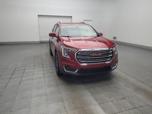 Used 2023 GMC Terrain SLT w/ Tech Package FWD image 13