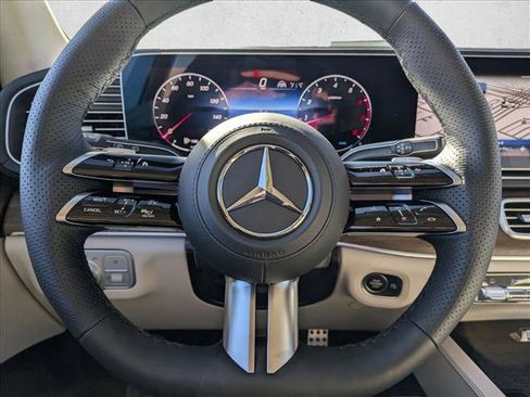 New 2026 Mercedes-Benz GLS 450 4MATIC image 14