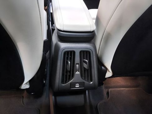 Used 2026 BMW X1 xDrive28i w/ M Sport Package image 31