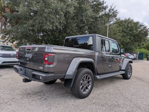 Used 2020 Jeep Gladiator Overland AWD/4WD image 5