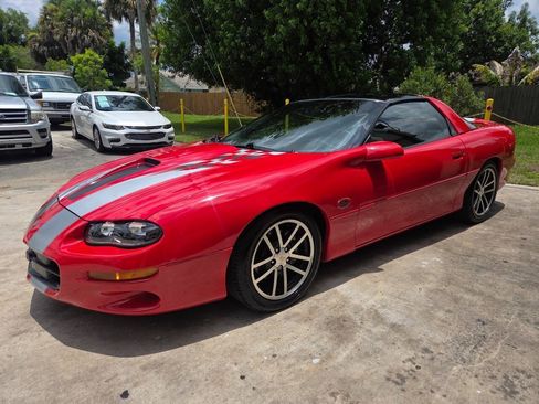 Used 2002 Chevrolet Camaro Z28 w/ SS Performance/Appearance Pkg RWD image 3