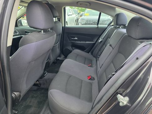 Used 2015 Chevrolet Cruze LT FWD image 19