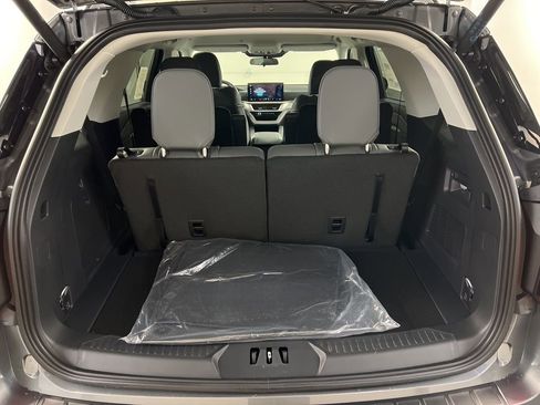 New 2026 Ford Explorer Active w/ Active Comfort Package image 33