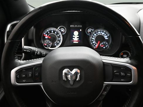 Used 2023 RAM 1500 Big Horn AWD/4WD image 7