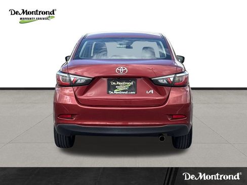 Used 2018 Toyota Yaris iA image 6