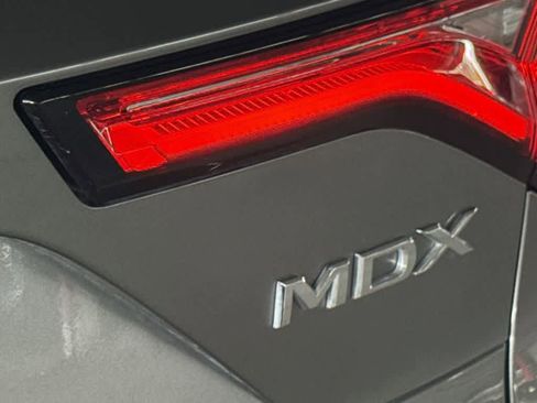 Used 2024 Acura MDX FWD image 10