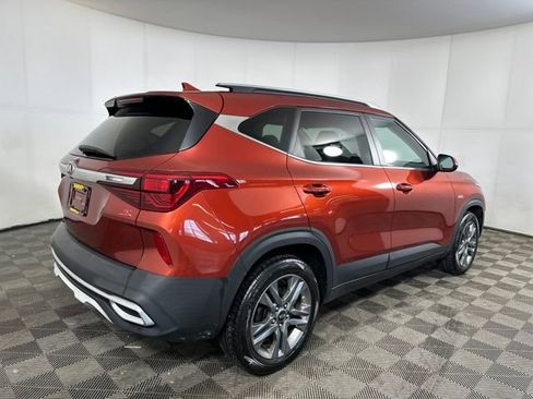 Used 2021 Kia Seltos S image 3
