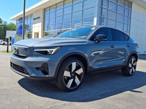 Certified 2023 Volvo C40 P8 Recharge Ultimate AWD/4WD image 3