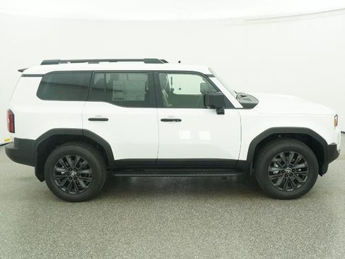 New 2026 Toyota Land Cruiser image 11