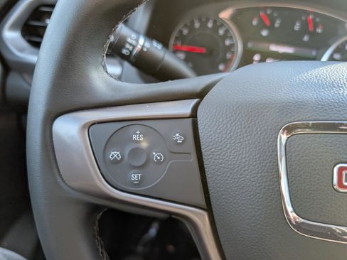 Certified 2023 GMC Acadia AT4 image 25