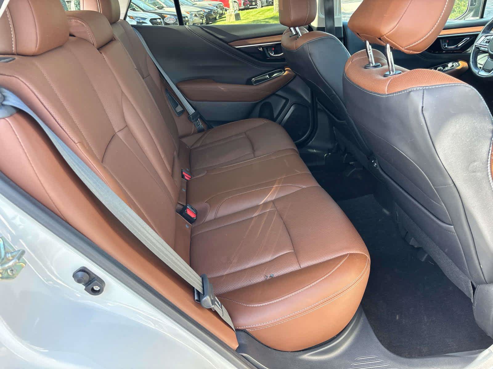 Used 2020 Subaru Outback Touring AWD/4WD image 17
