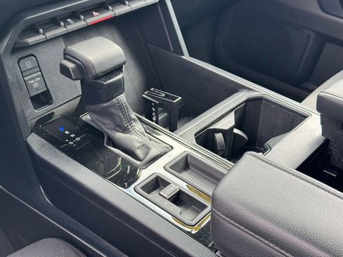 Used 2024 Toyota Tundra SR image 21