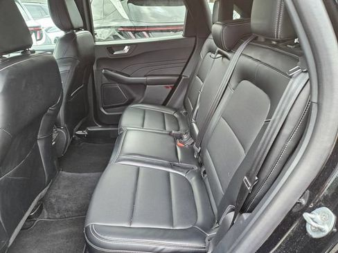 Used 2025 Ford Escape Platinum AWD/4WD image 6