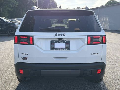 New 2026 Jeep Cherokee Laredo AWD/4WD image 5