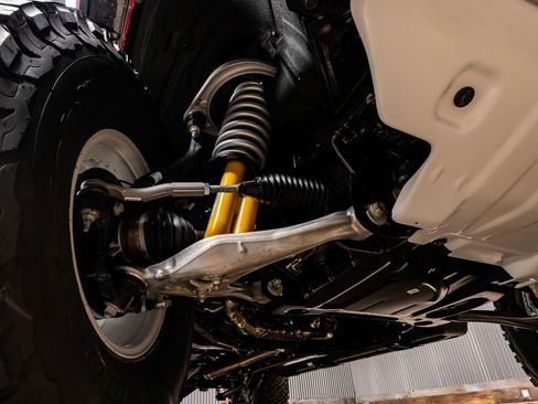 Used 2025 Ford Bronco Heritage Edition image 14