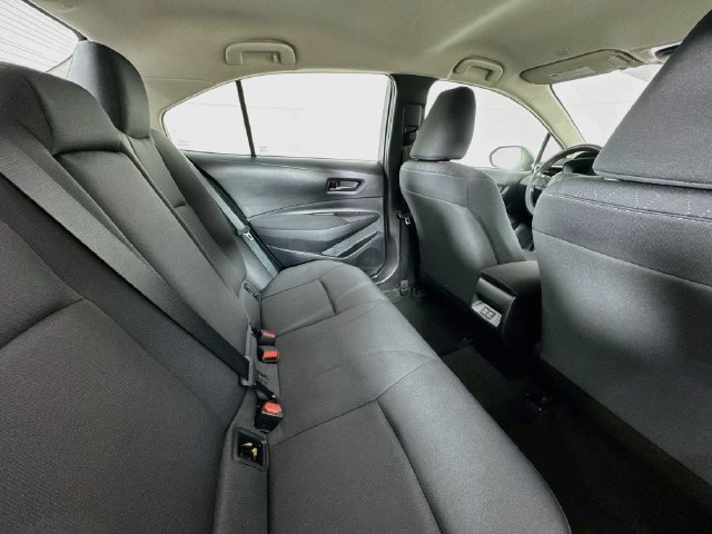 Used 2025 Toyota Corolla LE FWD image 23