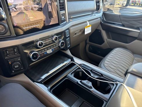 New 2026 Ford F350 Platinum w/ Platinum Plus Package image 35