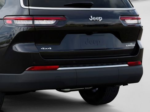 New 2026 Jeep Grand Cherokee L Laredo AWD/4WD image 13