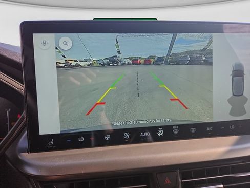 Used 2025 Ford Escape SE FWD image 23