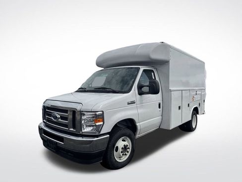 New 2025 Ford E-350 and Econoline 350 Super Duty w/ Power Equipment Group image 6