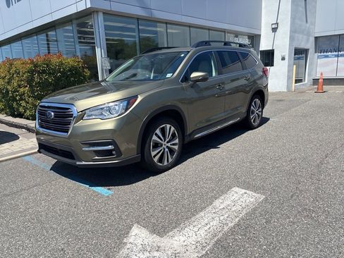 Used 2022 Subaru Ascent Limited w/ Technology Package AWD/4WD image 6