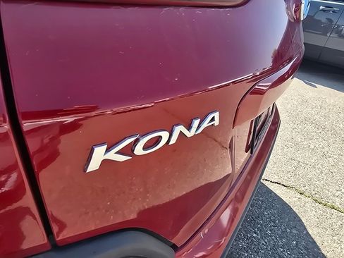 Used 2018 Hyundai Kona SEL AWD/4WD image 11