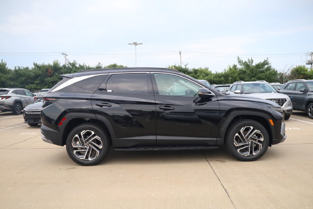 New 2026 Hyundai Tucson Limited AWD/4WD image 5