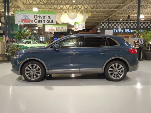 Used 2016 Lincoln MKX Reserve w/ Technology Package AWD/4WD image 8