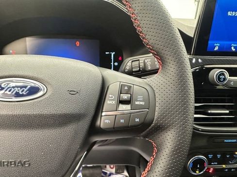 New 2026 Ford Escape ST-Line Select image 34