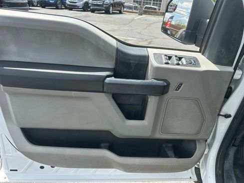 Used 2018 Ford F150 XL w/ Equipment Group 101A Mid image 10