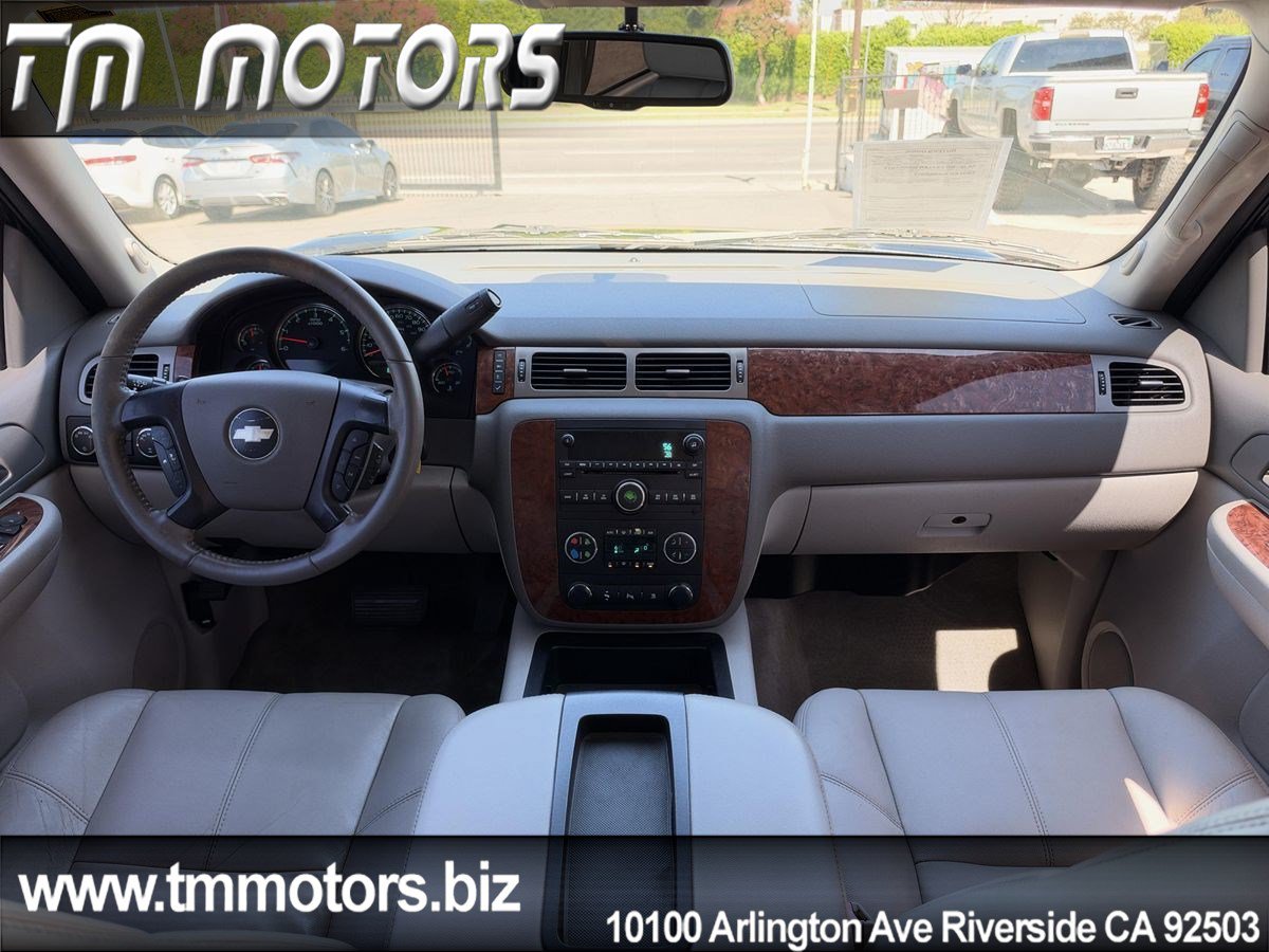 Used 2008 Chevrolet Tahoe LT w/ LT Preferred Equipment Group AWD/4WD image 7
