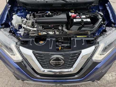 Used 2020 Nissan Rogue SV AWD/4WD image 40