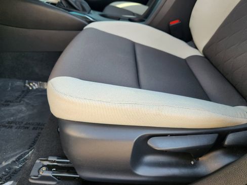 Used 2025 Toyota Corolla LE image 25