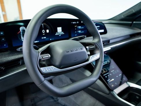 Used 2024 Lucid Air Pure RWD image 27