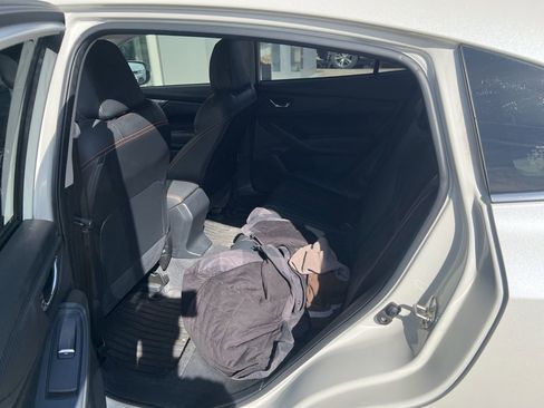 Used 2022 Subaru Crosstrek 2.5i Limited w/ Moonroof Package 1 image 16