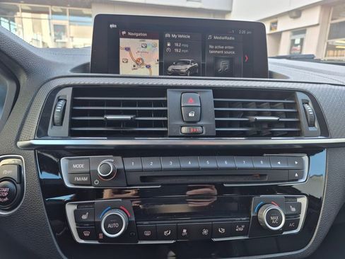 Used 2018 BMW M2 image 17