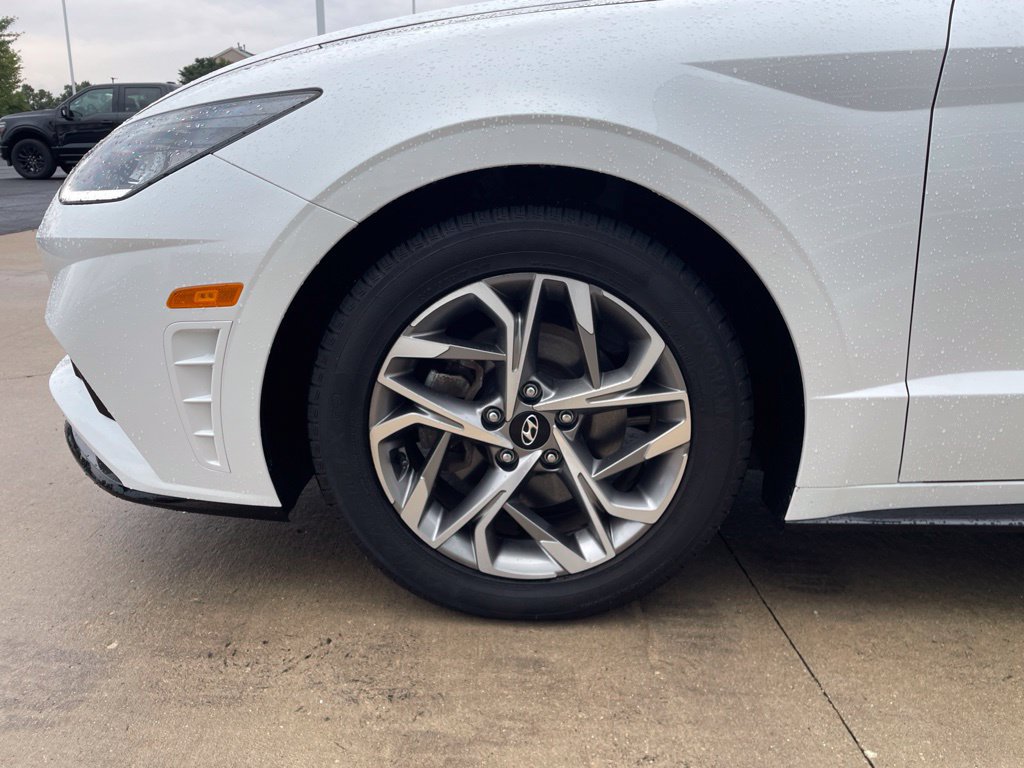 Used 2022 Hyundai Sonata SEL w/ Convenience Package FWD image 16