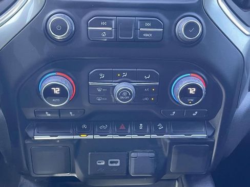 Used 2022 Chevrolet Silverado 1500 LT Trail Boss w/ LPO, Dark Essentials Package AWD/4WD image 26