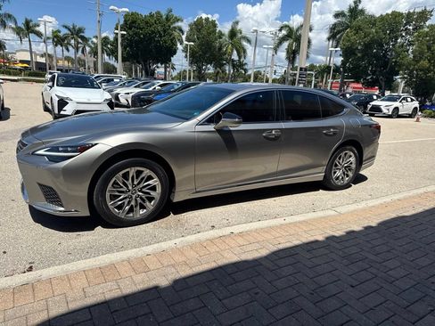 Used 2022 Lexus LS 500 AWD w/ Interior Upgrade Package image 12