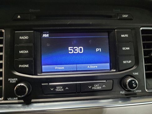 Used 2016 Hyundai Sonata SE FWD image 25