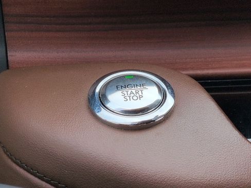 Used 2023 Lincoln Aviator Reserve w/ Equipment Group 201A AWD/4WD image 29