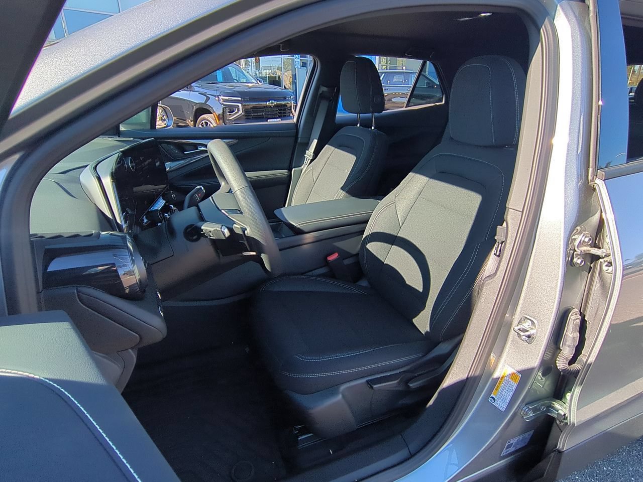 Used 2026 Chevrolet Blazer EV LT w/ Midnight/Sport Edition FWD image 18