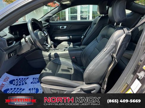 Used 2024 Ford Mustang GT Premium RWD image 9