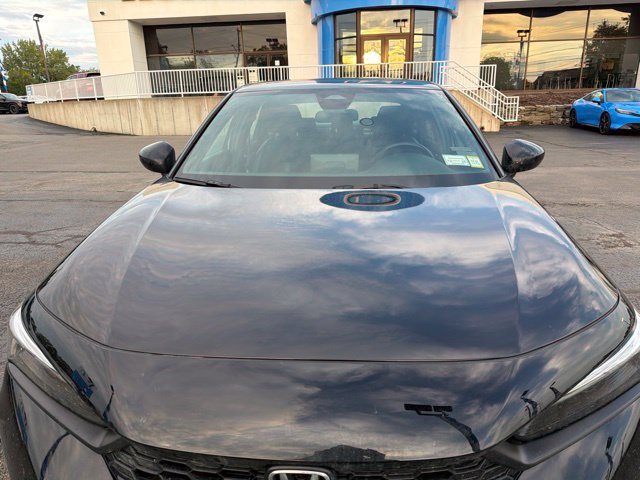 Used 2025 Honda Civic Sport image 3