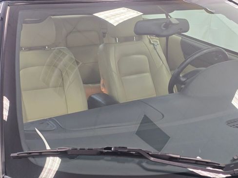 Used 2003 Chrysler Sebring Limited image 65