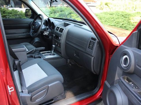 Used 2010 Dodge Nitro SE w/ Popular Equipment Group image 13